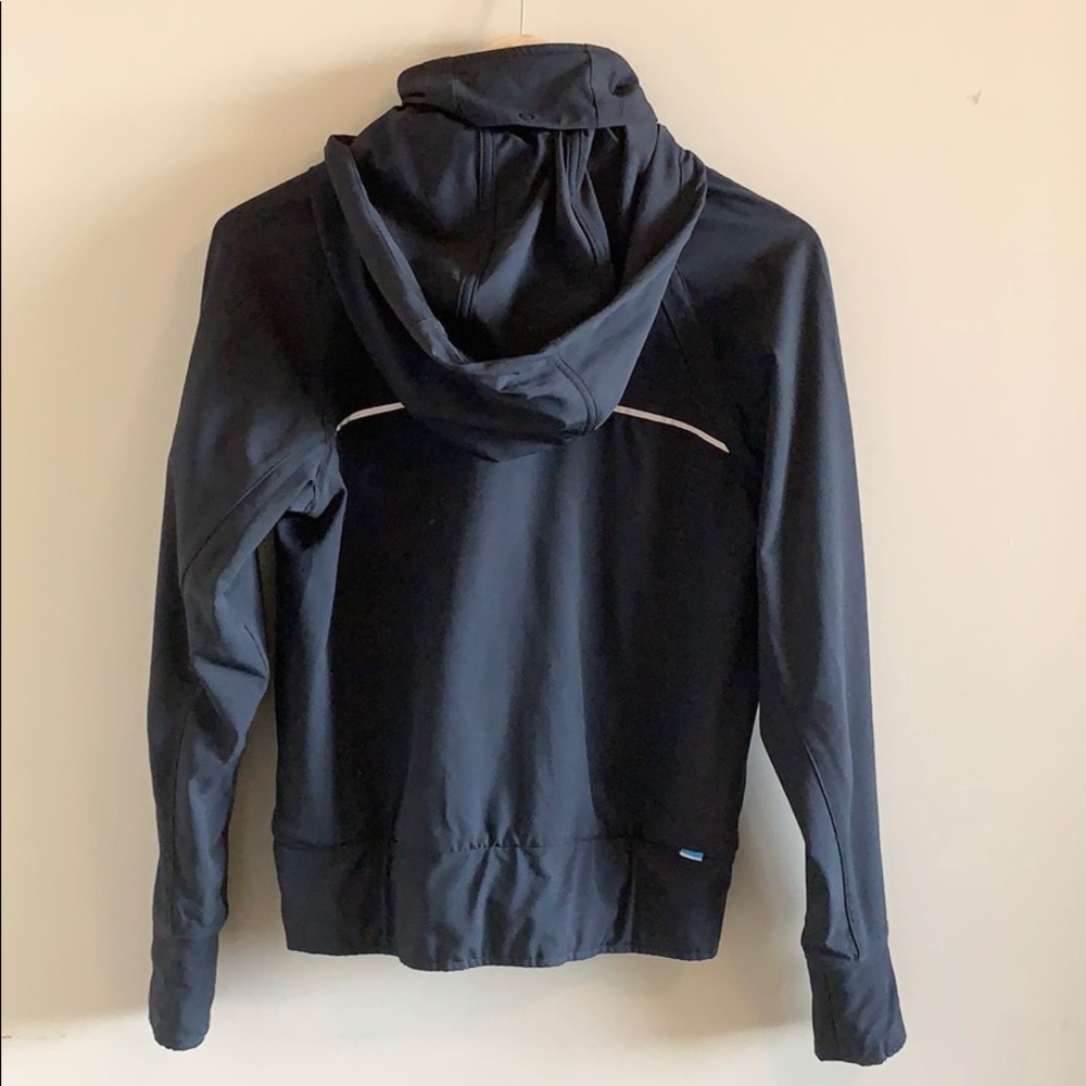 // Reebok Jacket // - Picture 3 of 5